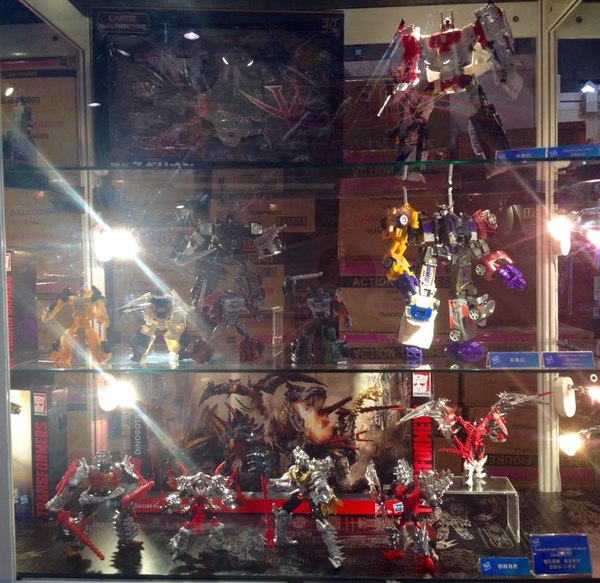 ACG 2015 Hasbro Transformers Dsiplay New Dinobots, MP, Combiner Wars, Oritoy Preview, More  (34 of 43)